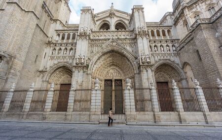 Side view of Toledo Cathedral, wide angle, Spainの写真素材