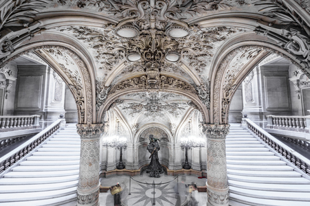 PARIS, France, MAY 17: The interior of Opera de Paris with stairs, Palais Garnier, It was built from 1861 to 1875 on MAY 17, 2015 in Paris.のeditorial素材
