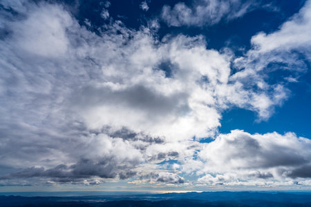 Sky background with ocean in the skylineの写真素材