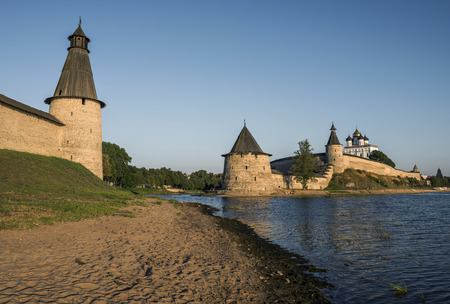 The city of Pskov. Russia. Pskov Kremlin at the confluence of two rivers, the Great and Pskov at sunset.のeditorial素材