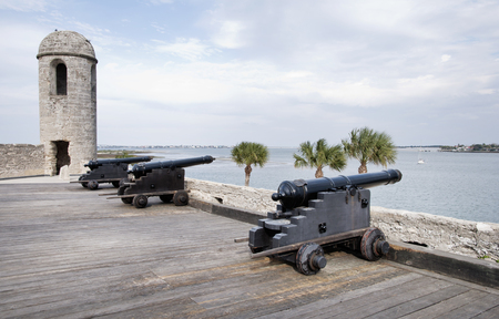 Cannons in Castillo de San Marcos, St. Augustine, Floridaのeditorial素材
