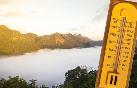 the thermometer measurement temperature on season,15 degree temperatureの写真素材