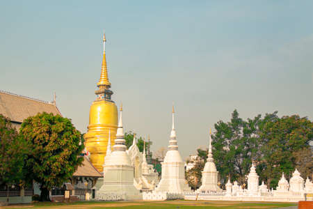 The Yellow Pagoda is a taller pagoda than the White Pagoda located in the same area.の写真素材