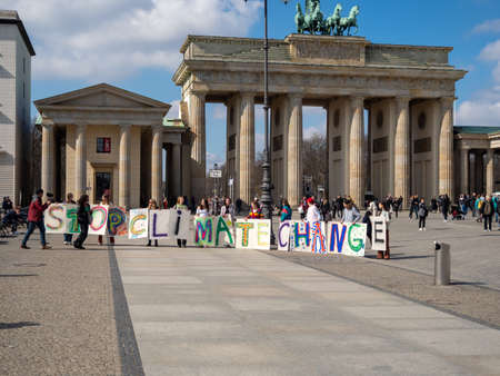 Berlin, Germany, March 27, 2022: Demonstrators of the climate catastrophe protest movementのeditorial素材