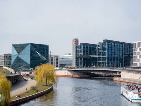 View of Berlin Central Station from the bridge.のeditorial素材