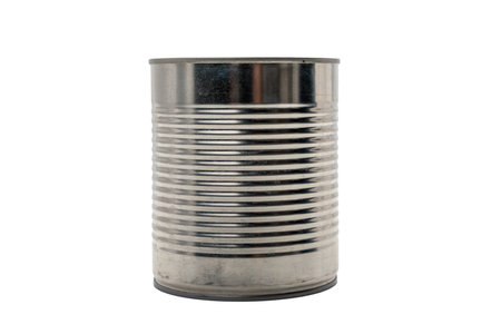 A single empty tin can with a metallic finish, isolated on a white background. Ideal for food storage or crafts.の写真素材