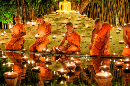 CHIANG MAI THAILAND - NOVEMBER 14 : Buddhist monks praying for the Loy Krathong festival at Wat Phan Tao on November 14, 2016 in Chiang Mai, Thailand.のeditorial素材