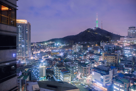 Cityscape night view of Seoul and Namsan Seoul Tower, South Koreaの写真素材
