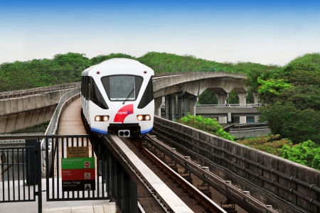KUALA LUMPUR, MALAYSIA - DECEMBER 18: Monorail train on DECEMBER 18, 2012 in Kuala Lumpur, Malaysia.のeditorial素材