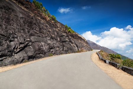 Good road in the mountains, Munnar, Indiaの写真素材