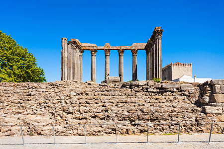 The Roman Temple of Evora (Templo romano de Evora), also referred to as the Templo de Diana is an ancient temple in the Portuguese city of Evoraの写真素材