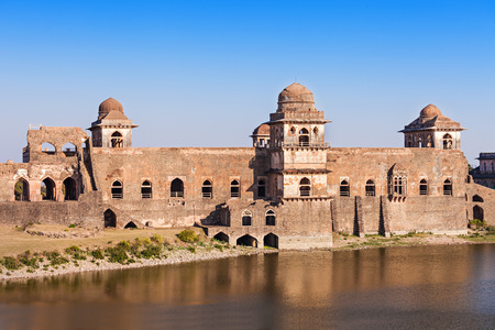 Jahaz Mahal (Ship Palace) in Mandu, Madhya Pradesh, Indiaのeditorial素材