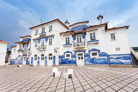 AVEIRO, PORTUGAL - JULY 02: Aveiro train station decorated with azulejo on July 02, 2014 in Aveiro, Portugalのeditorial素材