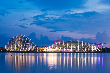 SINGAPORE - OCTOBER 16, 2014: Flower Dome in Marina Bay Garden at sunset.のeditorial素材