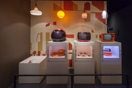 SINGAPORE - OCTOBER 17, 2014: Inside The National Museum of Singapore. It is the oldest museum in Singapore.のeditorial素材