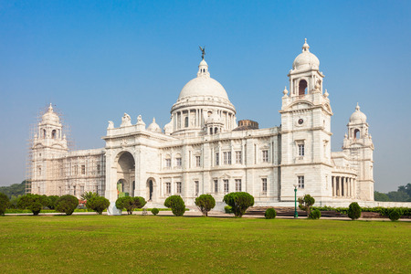 The Victoria Memorial is a large marble building in Kolkata, West Bengal, India. It is dedicated to the memory of Queen Victoria.のeditorial素材
