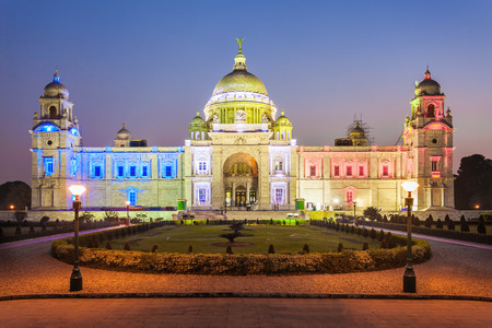 The Victoria Memorial at sunset, it is a large marble building in Kolkata, West Bengal, India.のeditorial素材