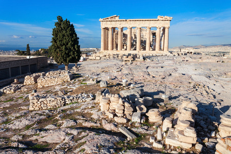 The Parthenon Temple on the Acropolis in Athens, Greece. The Acropolis of Athens is an ancient citadel located on a rocky outcrop above the city of Athens.のeditorial素材