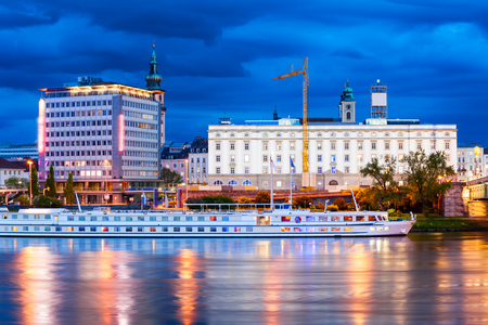 LINZ, AUSTRIA - MAY 14, 2017: Linz city centre and Danube river in Austria. Linz is the third largest city of Austria.のeditorial素材