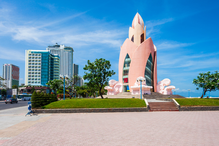 NHA TRANG, VIETNAM - MARCH 14, 2018: Lotus Tower or Thap Tram Huong in the center of Nha Trang city in south Vietnamのeditorial素材