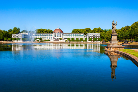Holler See lake in the Burgerpark in Bremen, Germanyのeditorial素材