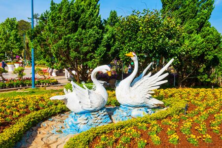 DALAT, VIETNAM - MARCH 13, 2018: Dalat Flower Garden Park in Da Lat city in Vietnamのeditorial素材