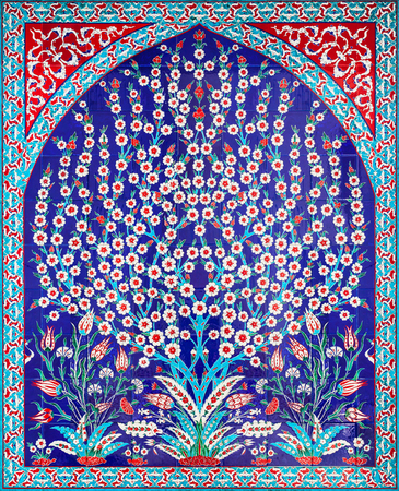Floral pattern design on the wall of the Sheikh Zayed Grand Mosque, the largest mosque of UAE, located in Abu Dhabiのeditorial素材