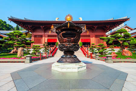 Chi Lin Nunnery is a buddhist temple complex located in Diamond Hill, Kowloon region of Hong Kong in...