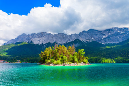 Eibsee lake near Garmisch-Partenkirchen town in Bavaria, Germanyの写真素材