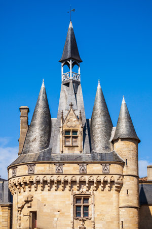 La porte Cailhau or Calhau Gate is a monument located in Bordeaux city in Franceのeditorial素材
