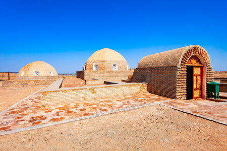 Mizdahkan Necropolis is an ancient structures complex near Khojeyli and Nukus city in Karakalpakstan region of Uzbekistanのeditorial素材