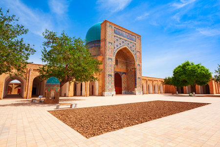 Kok Gumbaz Mosque is a part of Dorut Tilovat Complex in Shahrisabz city, Uzbekistanのeditorial素材