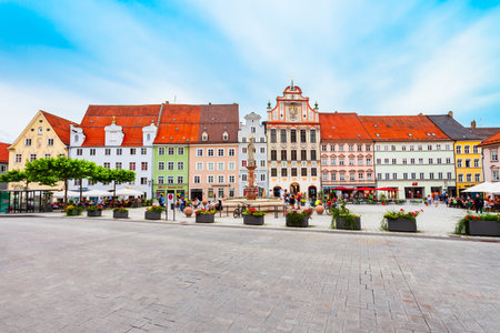 Landsberg am Lech - July 03, 2021: Hauptplatz main square in Landsberg am Lech. Landsberg am Lech is a town in southwest Bavaria, Germany.のeditorial素材