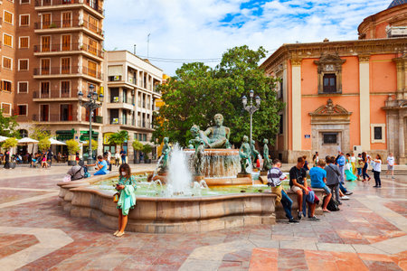 Valencia, Spain - October 16, 2021: The Plaza de la Virgen or Plaza de la Catedral is a square in the city of Valencia in Spain. Valencia is the third most populated municipality in Spain.のeditorial素材