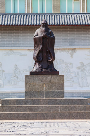 Samarkand, Uzbekistan - April 17, 2021: Confucius monument in Chinese Garden in the centre of Samarkand city in Uzbekistanのeditorial素材