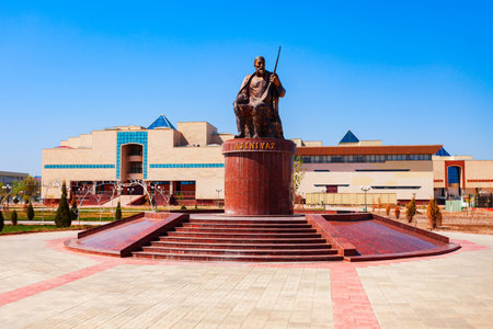 Nukus, Uzbekistan - April 14, 2021: Ajiniyaz or Azhiniyaz monument in Nukus city, Karakalpakstan region of Uzbekistan. Ajiniyaz was a Karakalpak poet.のeditorial素材