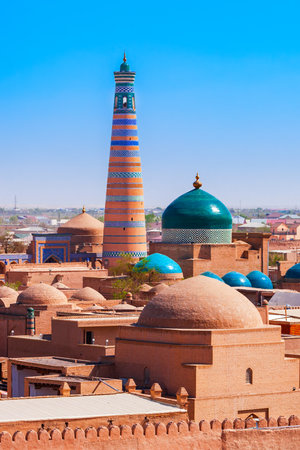 Itchan Kala city walls. Itchan or Ichan Kala is an ancient walled inner town of the city of Khiva in Uzbekistan.の写真素材