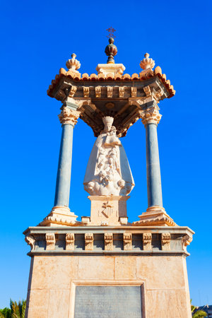 Chapel at the Puente del Mar, a pedestrian bridge that crosses the river Turia in the city of Valencia in Spainの写真素材