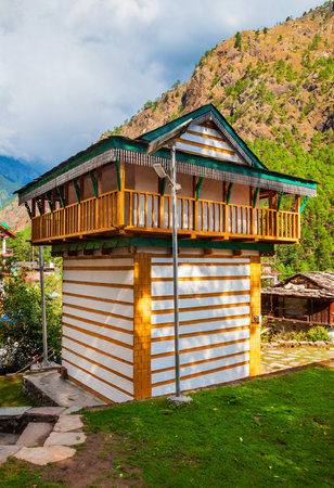 Local houses in Kasol village in Himachal Pradesh state in Indiaの写真素材