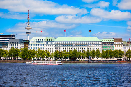 Alster Fountains in the centre of Hamburg city in Germanyの写真素材