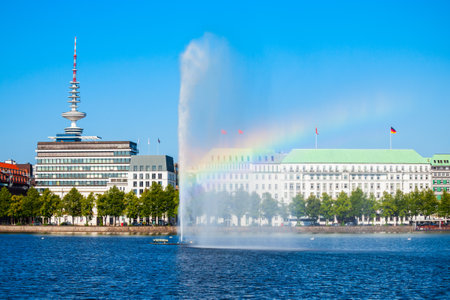 Alster Fountains in the centre of Hamburg city in Germanyの写真素材