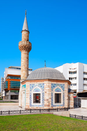 Konak Mosque or Yali Mosque is located on Konak Square in Izmir city in Turkey.の写真素材