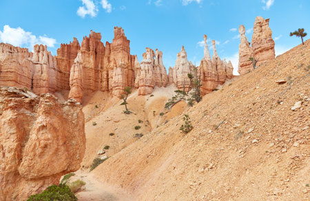 Hiking the Peekaboo Loop Trail in Bryce Canyon National Park