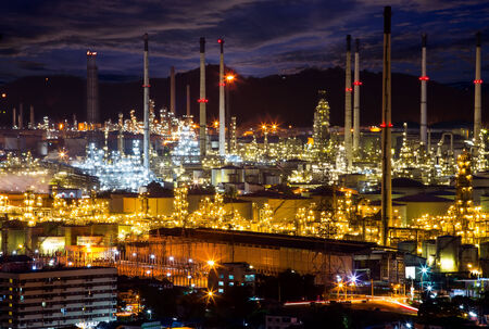 Petrochemicals are chemical products derived from petroleum. Some chemical compounds made from petroleum are also obtained from other fossil fuelsの写真素材