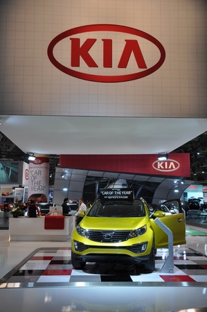 TORONTO - FEBRUARY 24: KIA Sportage Special Edition displayed at the 2011 Canadian International Auto Show on February 24, 2011 in Torontoのeditorial素材