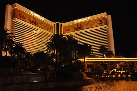 AS VEGAS - DECEMBER 5: Mirage Hotel and Casino on December 5, 2012 on the Strip in Las Vegas, Nevada. An artificial volcano along the Strip that "erupts" nightly from 8 pm to midnight on the hour.のeditorial素材