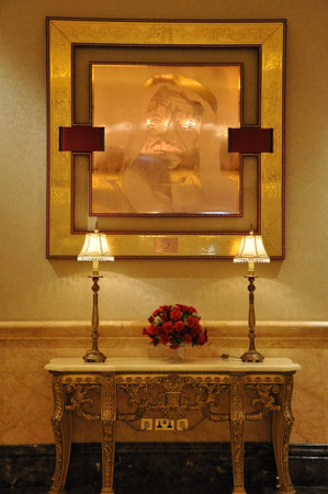 Interior of the 7-star Emirates Palace Hotel in Abu Dhabi, UAEのeditorial素材