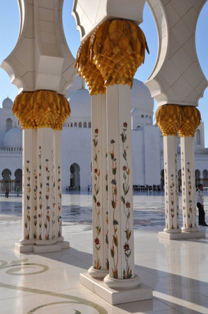 Sheikh Zayed Grand Mosque in Abu Dhabi, UAEのeditorial素材