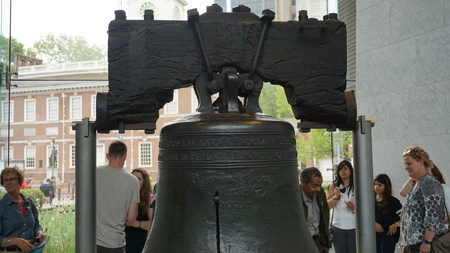 PHILADELPHIA - MAY 9: The Liberty Bell Center housing the symbol of American independence in Philadelphia, on May 9, 2015. The bell originally cracked when first rung after arrival in Philadelphia.のeditorial素材