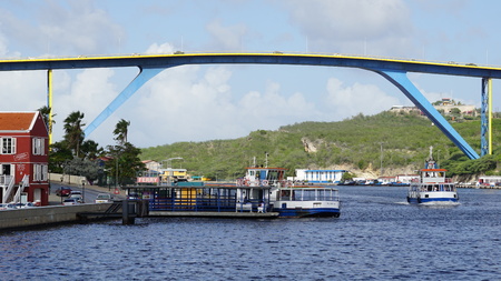 Queen Juliana bridge in Willemstad, Curacaoのeditorial素材